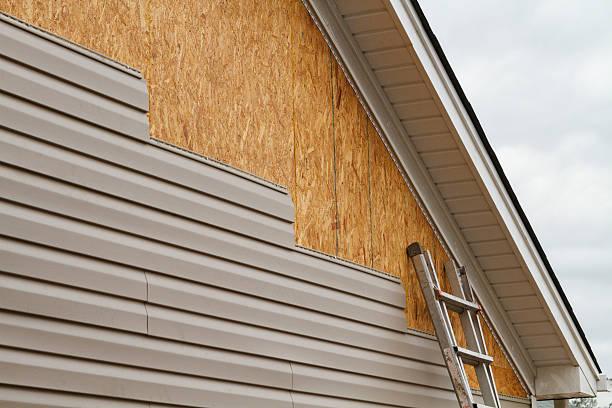 24/7 Emergency Vinyl Siding experts in Apex, NC